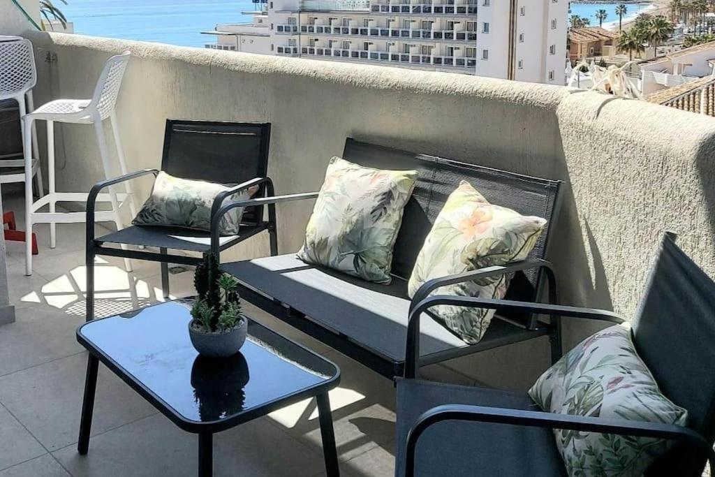 Lux. Frontbeach-Terrace. 5 Pools.Tv. 2 A.C.Netflix 贝纳尔马德纳 外观 照片
